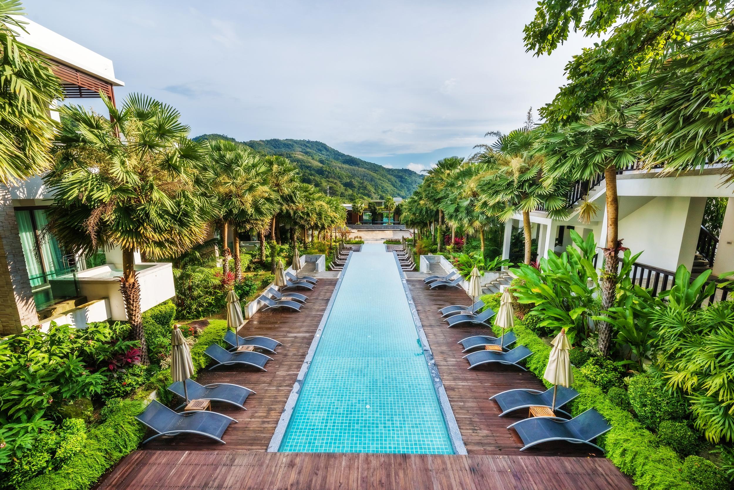 윈덤 씨 펄 리조트 푸켓  Patong 외부 사진 The swimming pool at the resort