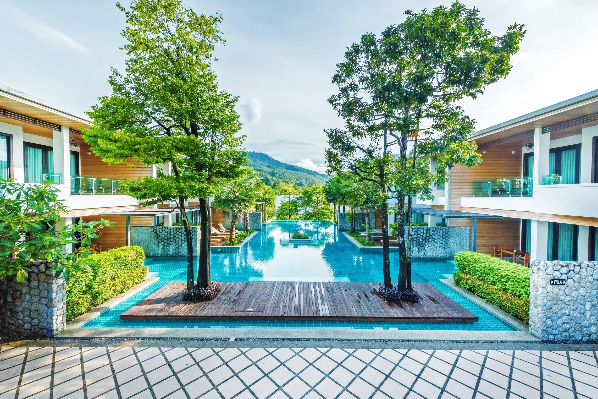 윈덤 씨 펄 리조트 푸켓  Patong 외부 사진 The swimming pool at the resort