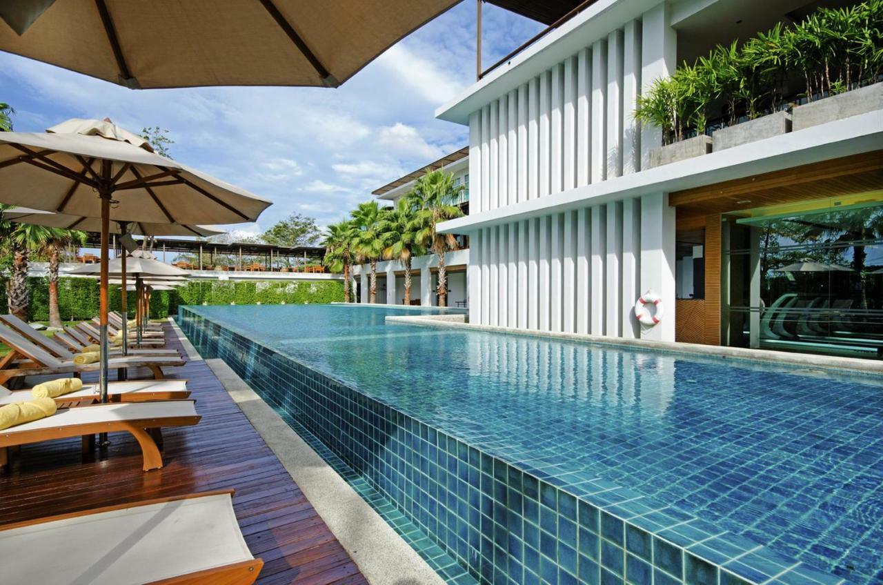 윈덤 씨 펄 리조트 푸켓  Patong 외부 사진 The swimming pool at the hotel