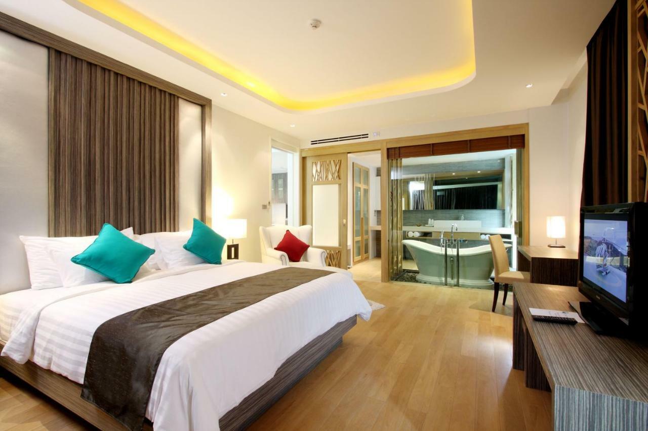 윈덤 씨 펄 리조트 푸켓  Patong 외부 사진 Deluxe Suite